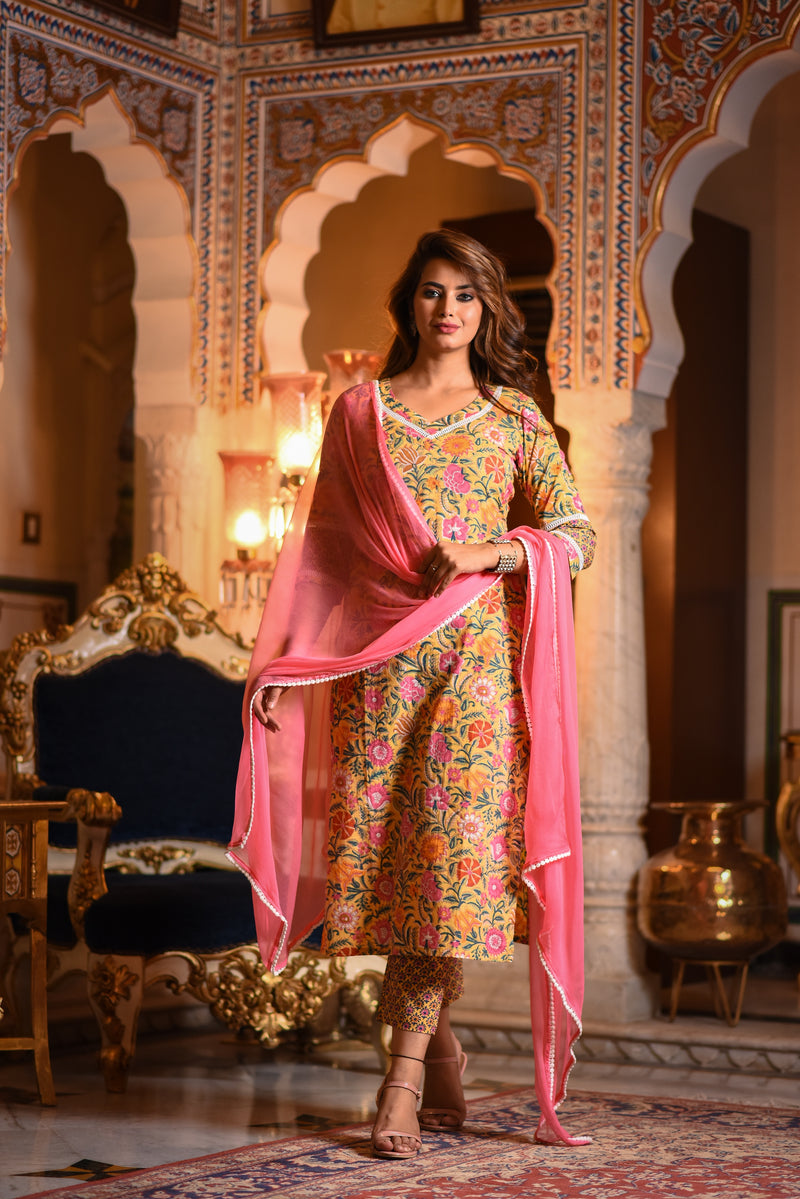 Sunshine Lace Detail Suit Set With Solid Pink Chiffon Dupatta
